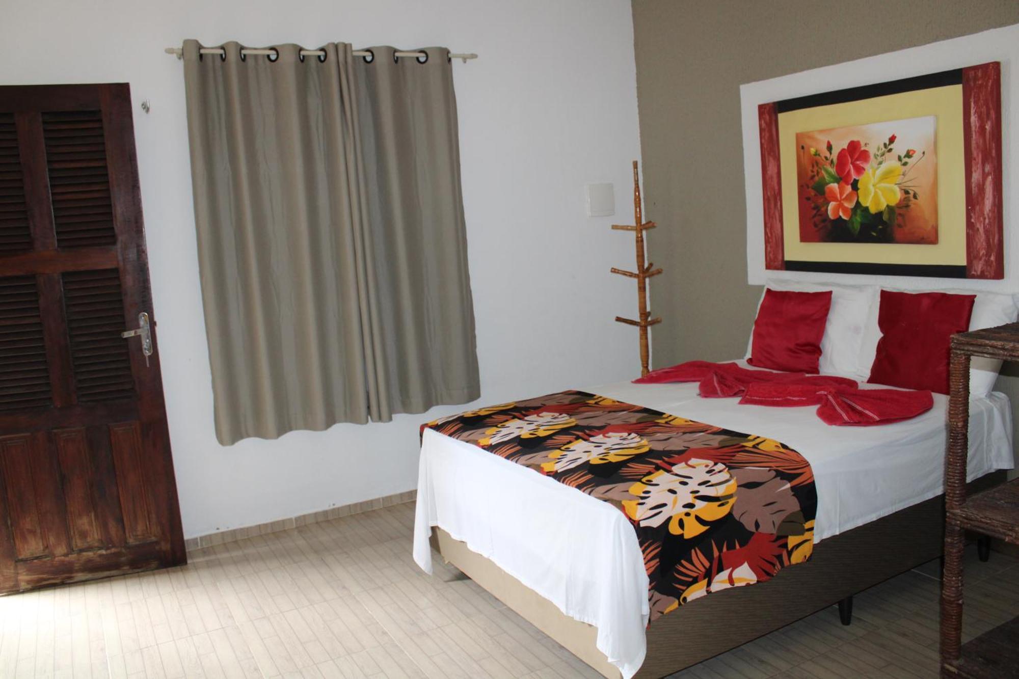A Toca Do Bem-Te-Vi Hotel อากวสเบลัส ภายนอก รูปภาพ